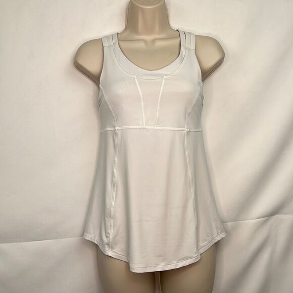 Lululemon white beat the heat cross cross tank with built in bra size 6 EUC - Picture 1 of 9